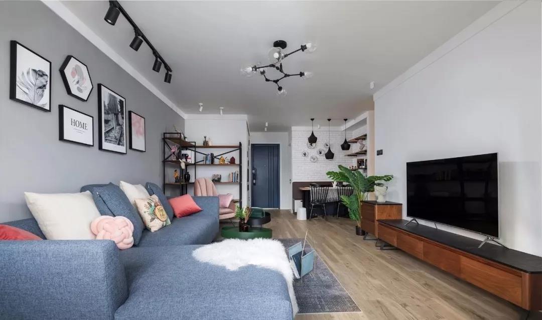 她買下94㎡老宅，“憑空捏造”功能區(qū)，每1㎡都是王炸