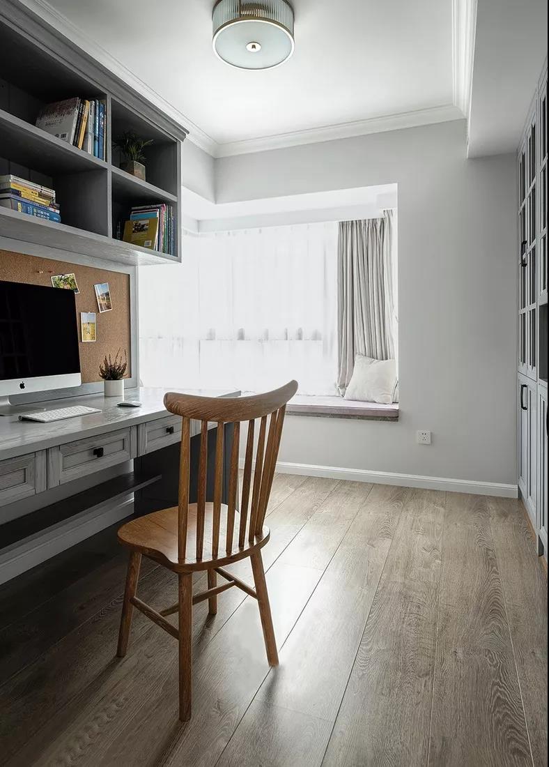 “奇葩戶型”完美變身優雅美式三居，原來鋼琴可以這樣放！