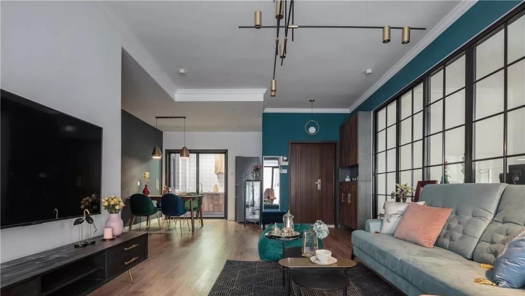 北京110㎡老房翻新，中古家具+元?dú)饩G植，寸寸都是高級(jí)感