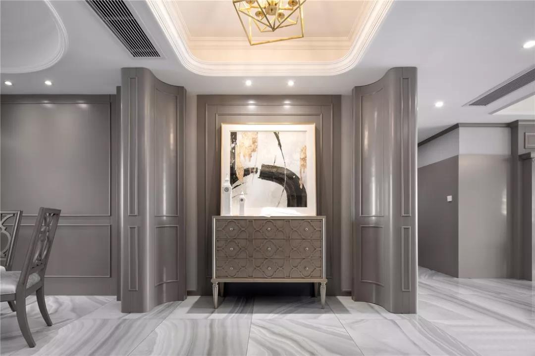 成都145㎡美式高級灰大宅，享受幸福的羅馬假日	