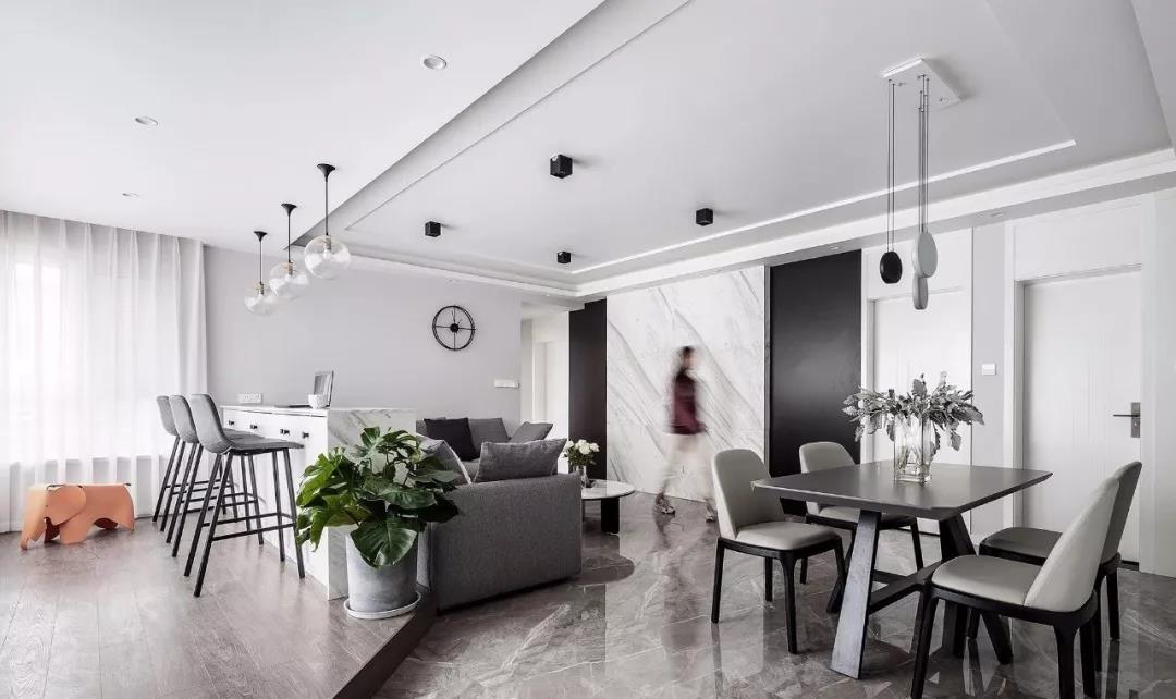 婆婆直呼受不了，次臥讓一半空間給主臥，咋想的？