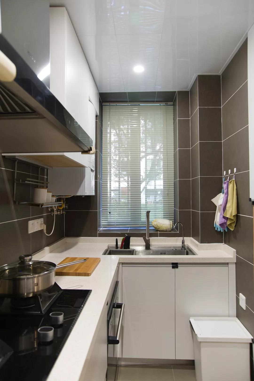 客廳塞進陽光房，走廊裝成涂鴉墻，這是什么神仙設計？！