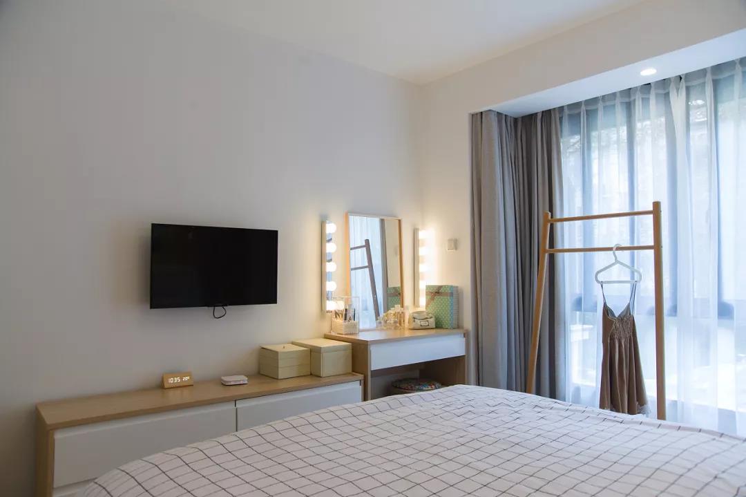 客廳塞進陽光房，走廊裝成涂鴉墻，這是什么神仙設計？！