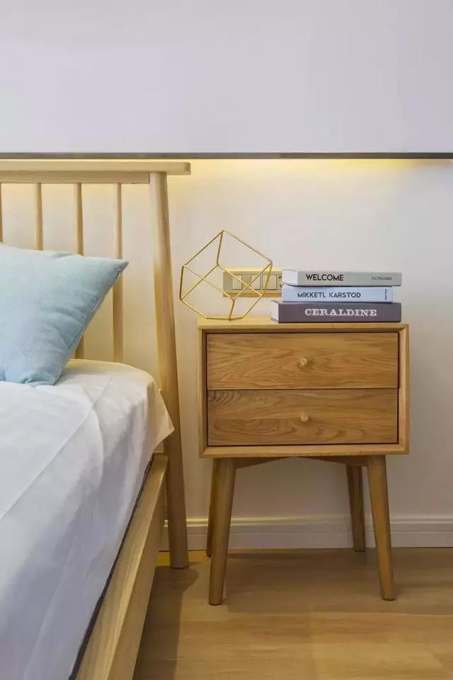 105㎡三人幸福港灣，方格餐邊柜+景觀式閱讀角，讀書觀景兩不誤