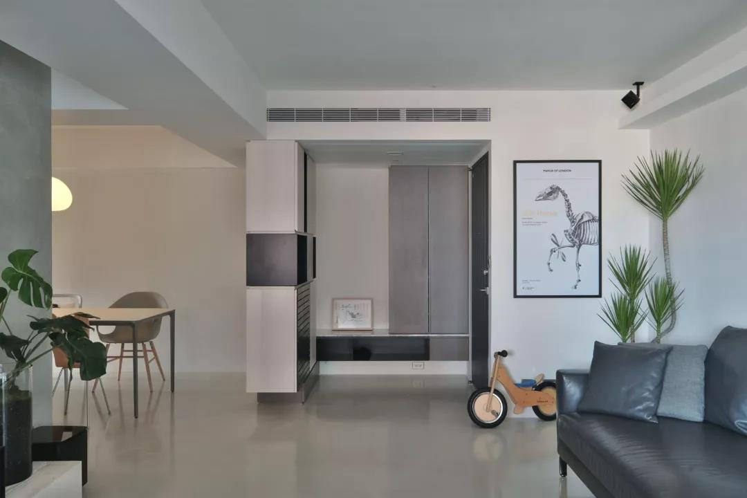 絕美！看完她家的極簡風，今晚做夢又有素材了