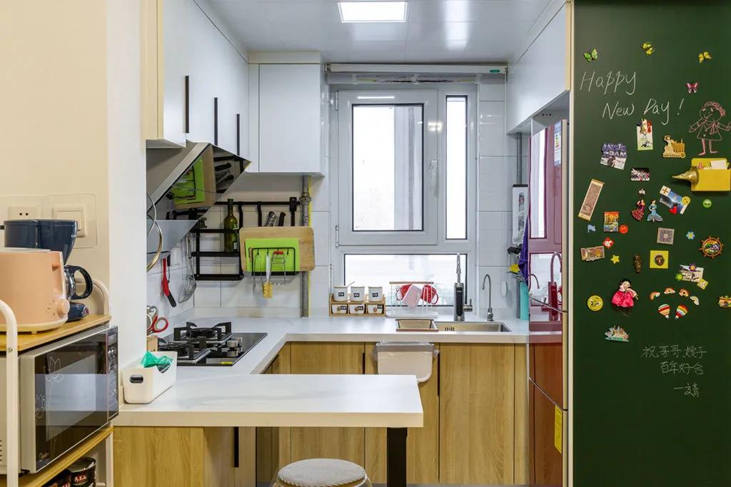 武漢83㎡老破小爆改，動靜分區(qū)+立體收納，這個家成功改頭換面！