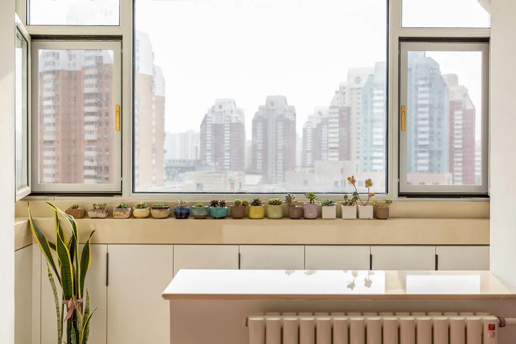 武漢83㎡老破小爆改，動靜分區(qū)+立體收納，這個家成功改頭換面！