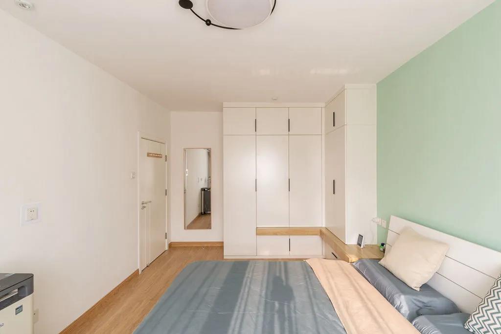 武漢83㎡老破小爆改，動靜分區(qū)+立體收納，這個家成功改頭換面！