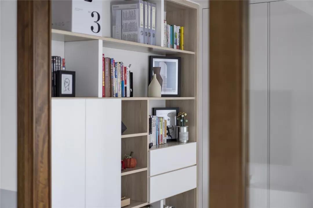 深漂夫妻安家京城，97㎡塞下三室兩衛還有超大浴缸