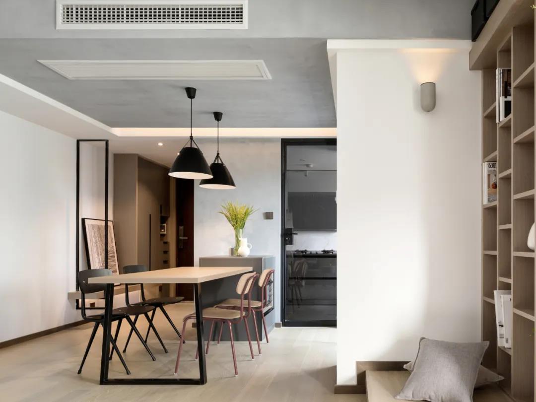 96㎡小二居，榻榻米客廳看書練琴，既寬敞又能裝