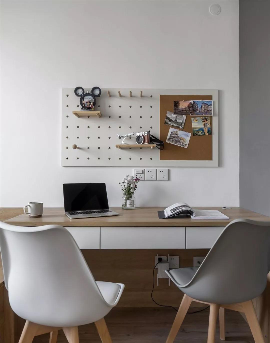 原木風+北歐綠植，魔都夫妻93㎡小二居用心規劃，越住越大