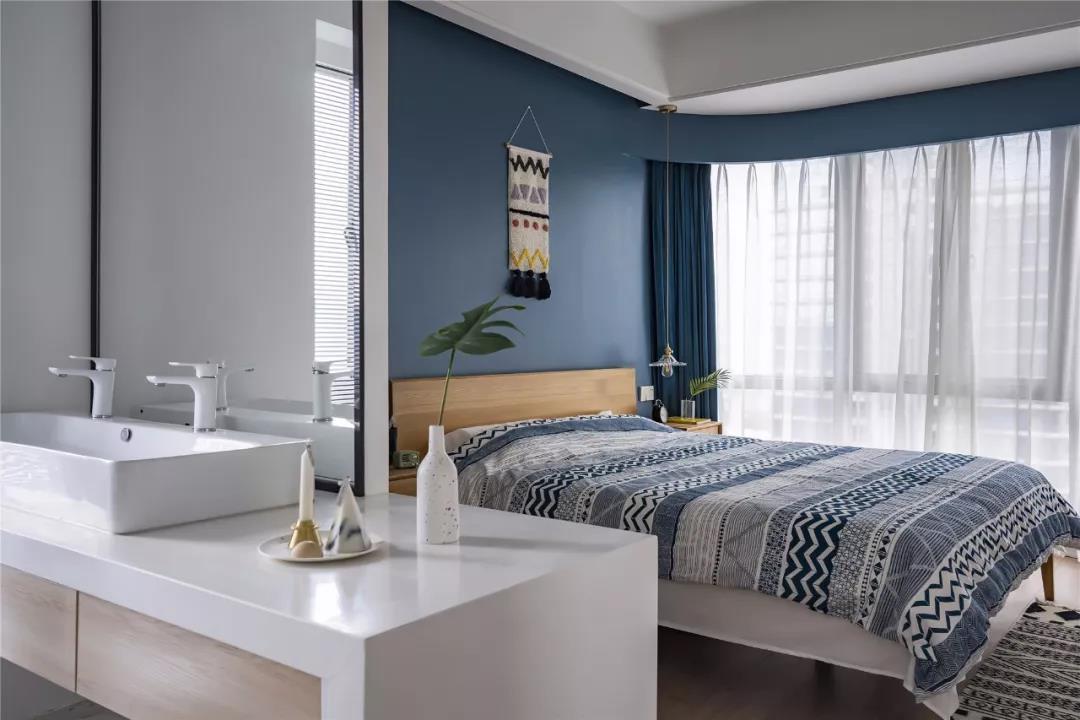 深漂夫妻安家京城，97㎡塞下三室兩衛還有超大浴缸