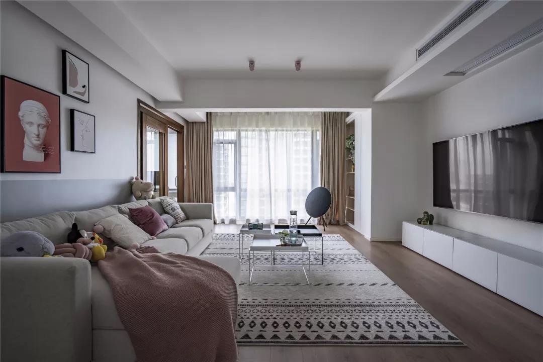 深漂夫妻安家京城，97㎡塞下三室兩衛還有超大浴缸