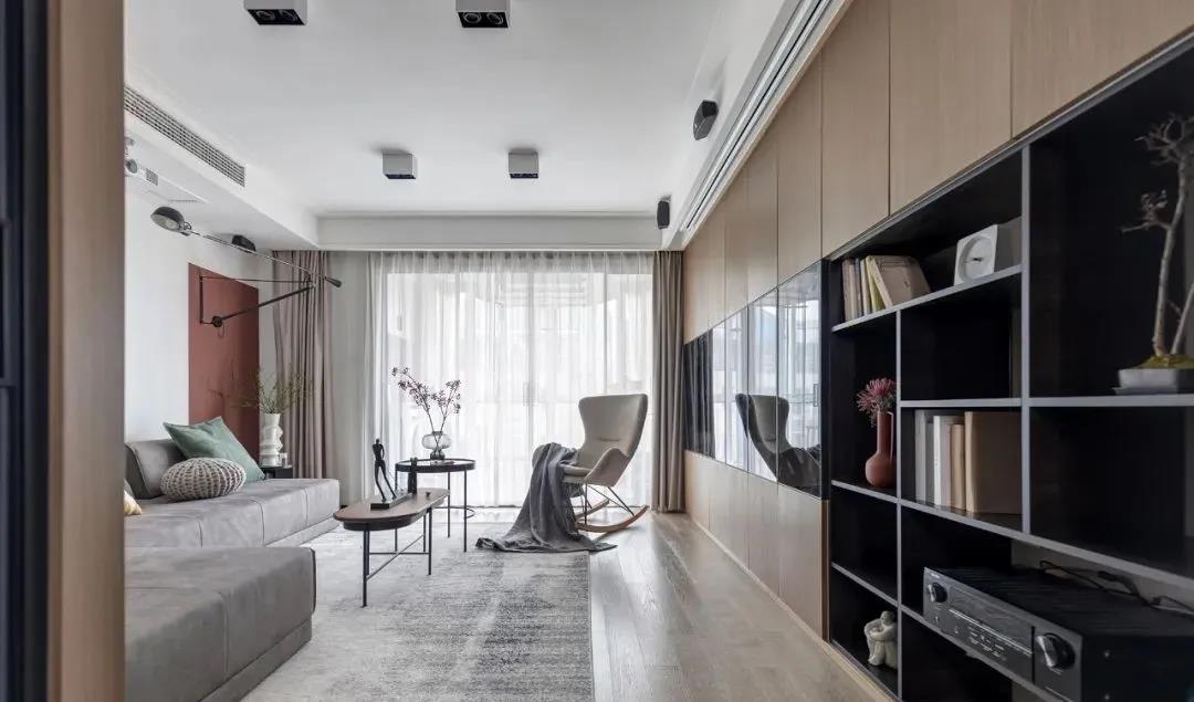 客廳去電視變墻柜+家庭影院，115㎡像住大別墅！