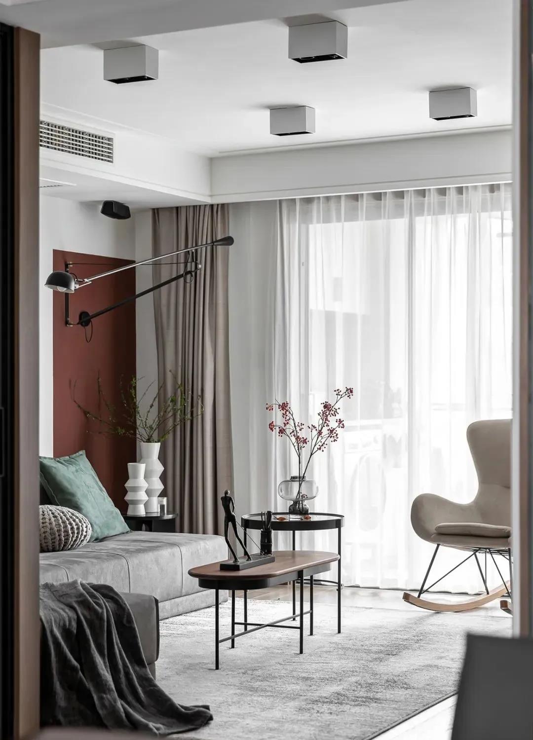 客廳去電視變墻柜+家庭影院，115㎡像住大別墅！