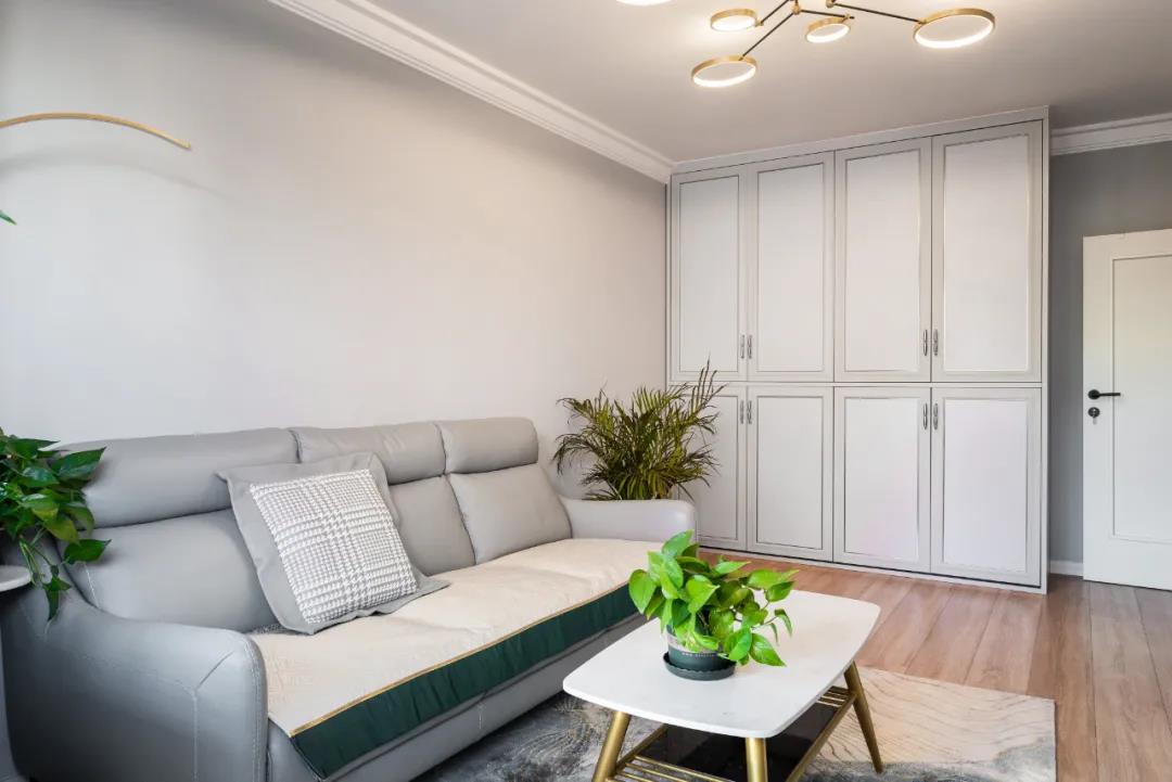 80㎡九十年代老房裝修，主臥變多功能大客廳，“整容級”改造超驚艷！	