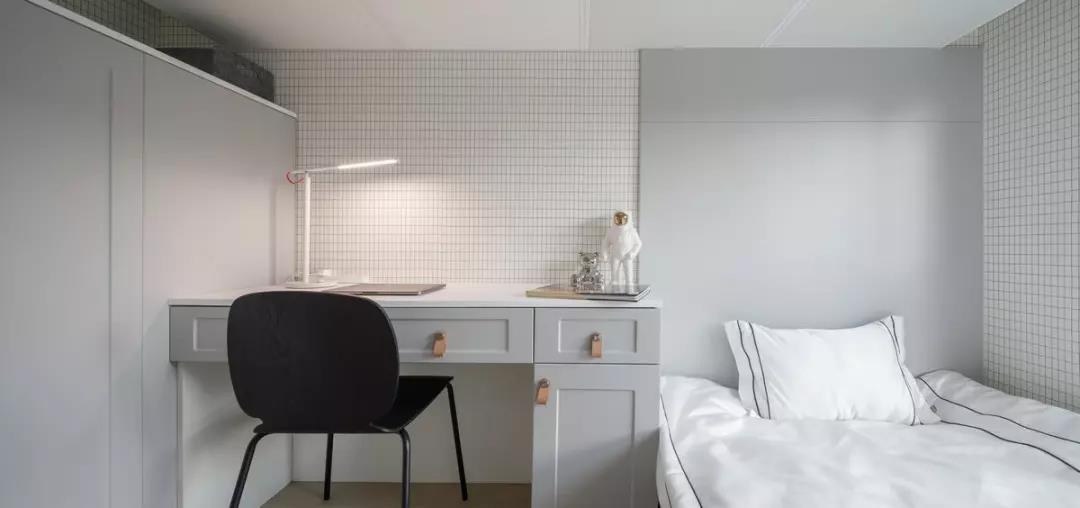 京城118㎡舊房翻新入住一家五口，智能家居提升生活品質