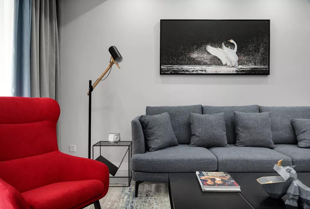 深圳夫妻改造120㎡，定制收納柜+榻榻米書房，這個家超精致