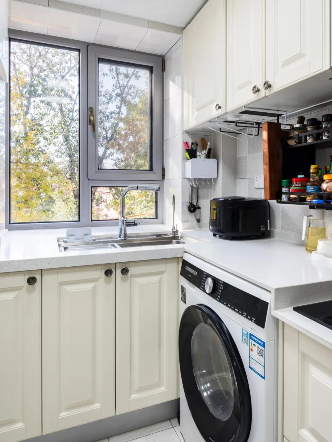 80㎡九十年代老房裝修，主臥變多功能大客廳，“整容級”改造超驚艷！	