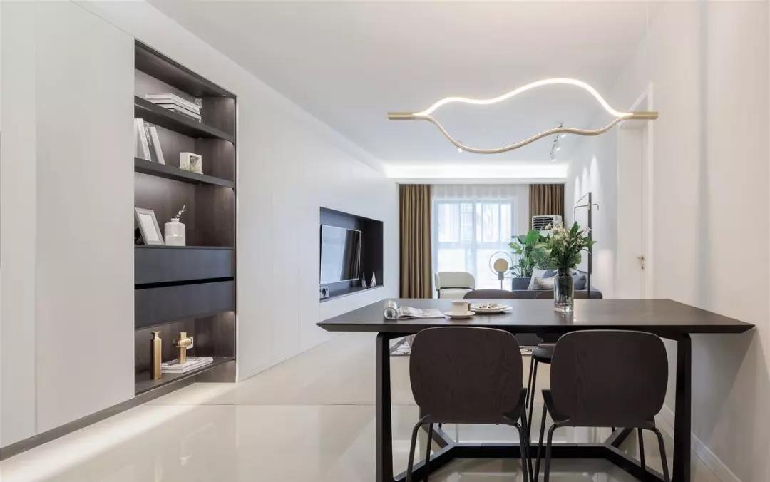 京城118㎡舊房翻新入住一家五口，智能家居提升生活品質