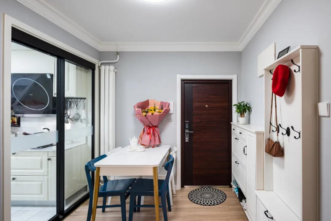 80㎡九十年代老房裝修，主臥變多功能大客廳，“整容級”改造超驚艷！	