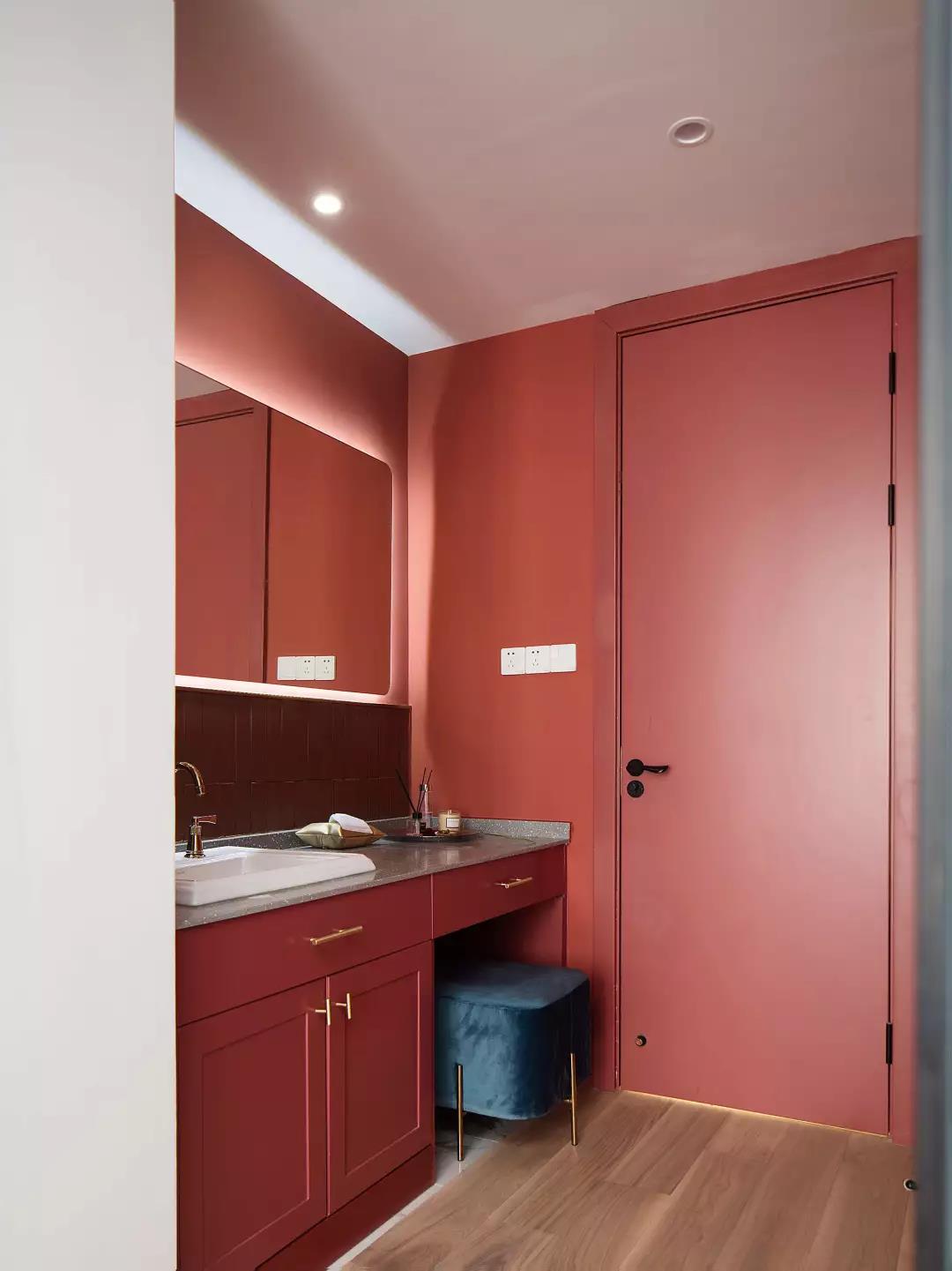 故宮紅+ins元素豪裝125㎡毛坯房，鄰居羨慕哭！