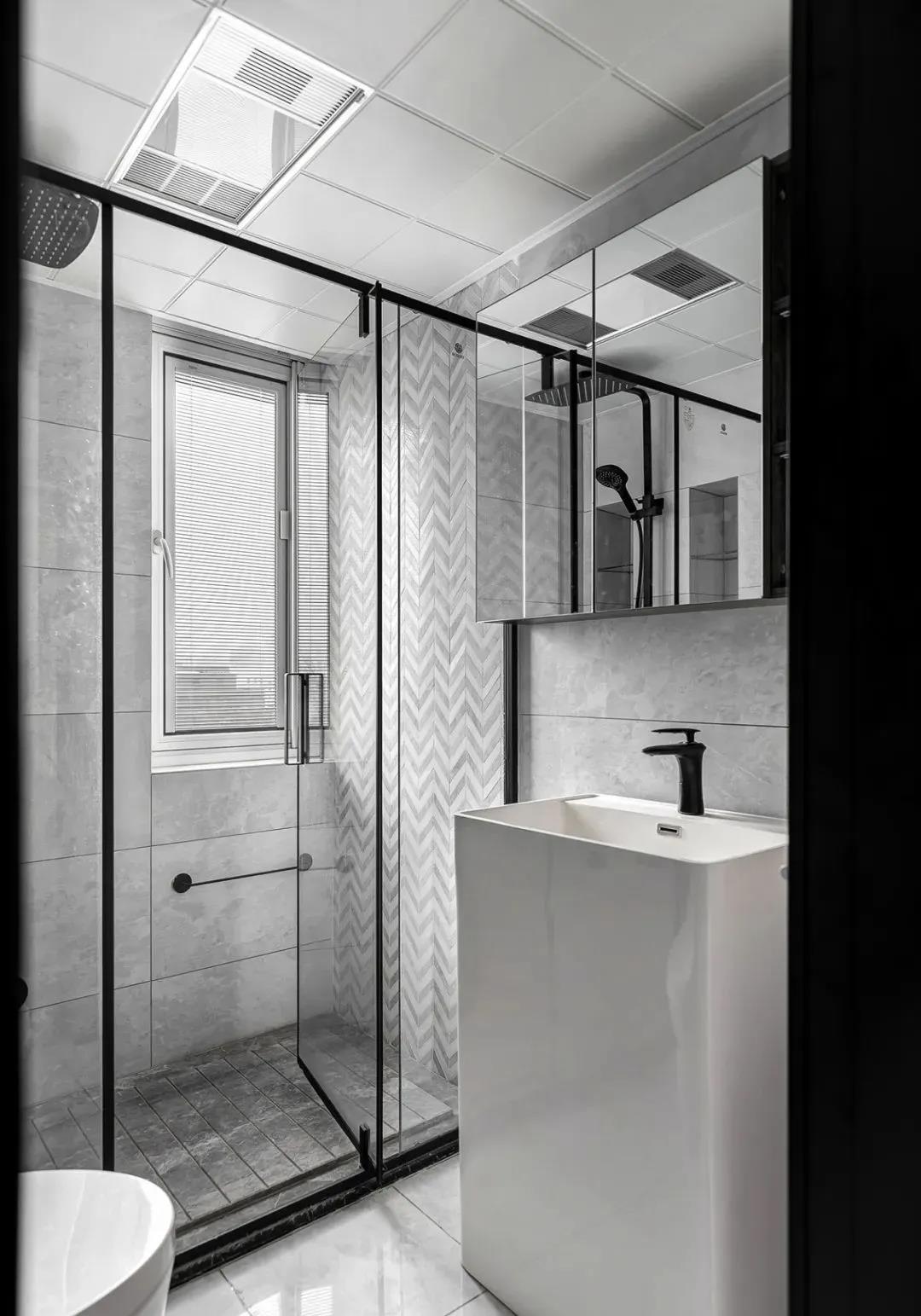 客廳去電視變墻柜+家庭影院，115㎡像住大別墅！