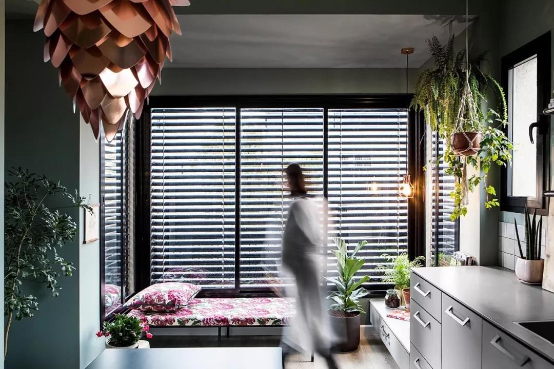 73㎡小戶型里“偷空間”，整屋多出了不止一點點！