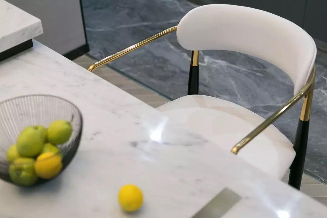 美哭我的80㎡輕奢風(fēng)，處處都是自然的痕跡