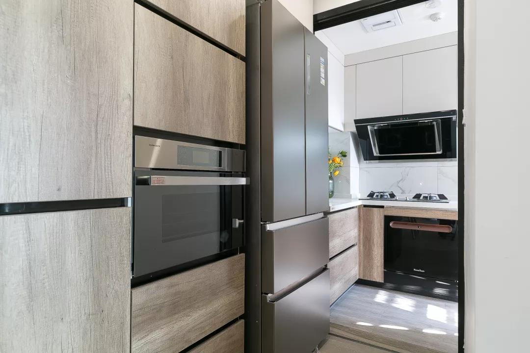 全屋收納+卡座+吧臺，我家72㎡小兩居又美又颯