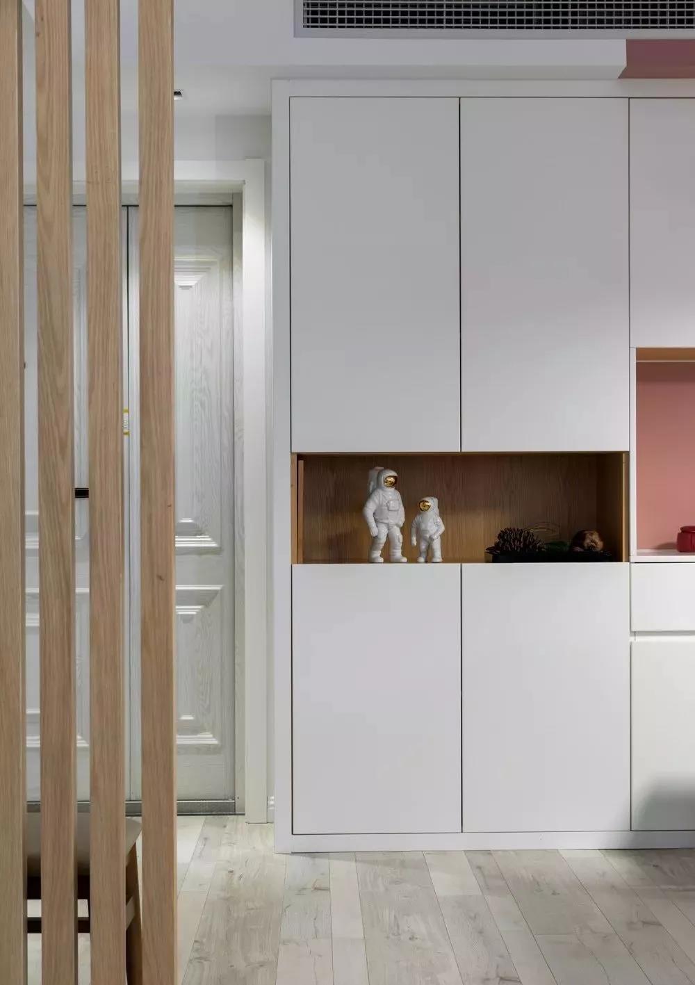 收納電視墻+超大衣帽間，這空間妙用術(shù)果斷收藏！