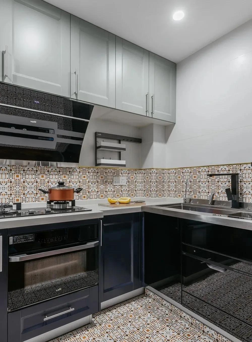 90后夫妻“高級定制”輕復(fù)古風(fēng)，才裝好就圈粉無數(shù)