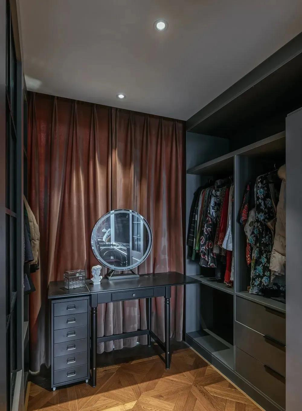 90后夫妻“高級定制”輕復(fù)古風(fēng)，才裝好就圈粉無數(shù)