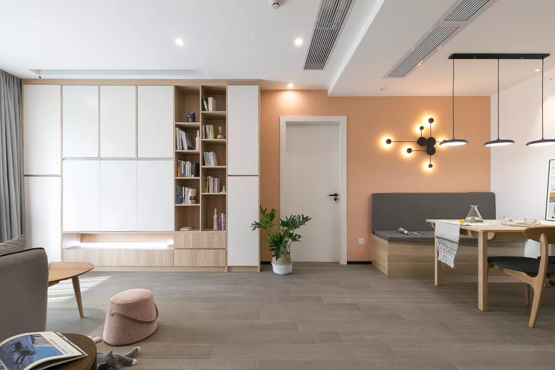 全屋收納+卡座+吧臺，我家72㎡小兩居又美又颯