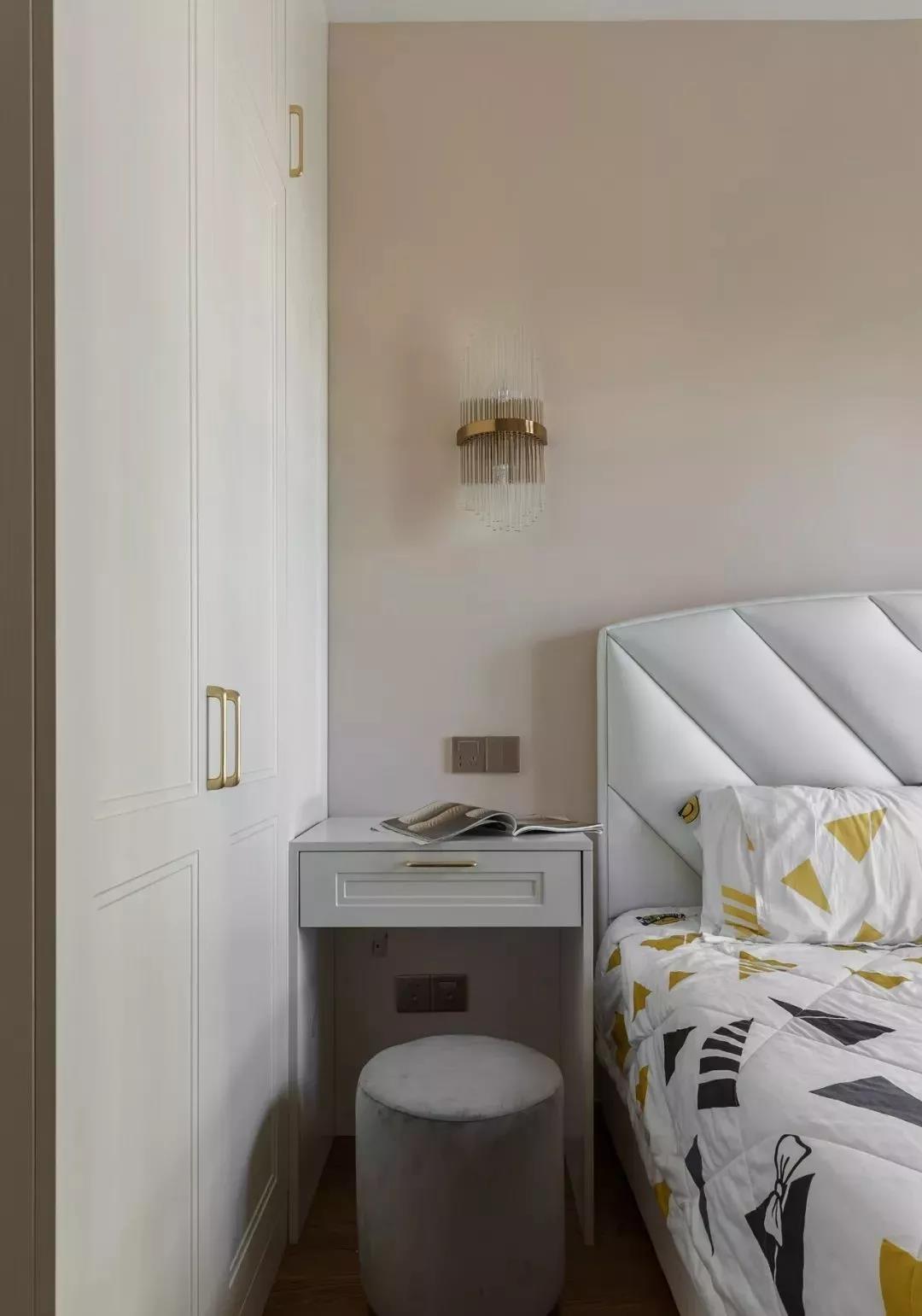 南昌夫妻巧用藍(lán)色裝出99㎡輕奢三室兩廳，太美了！