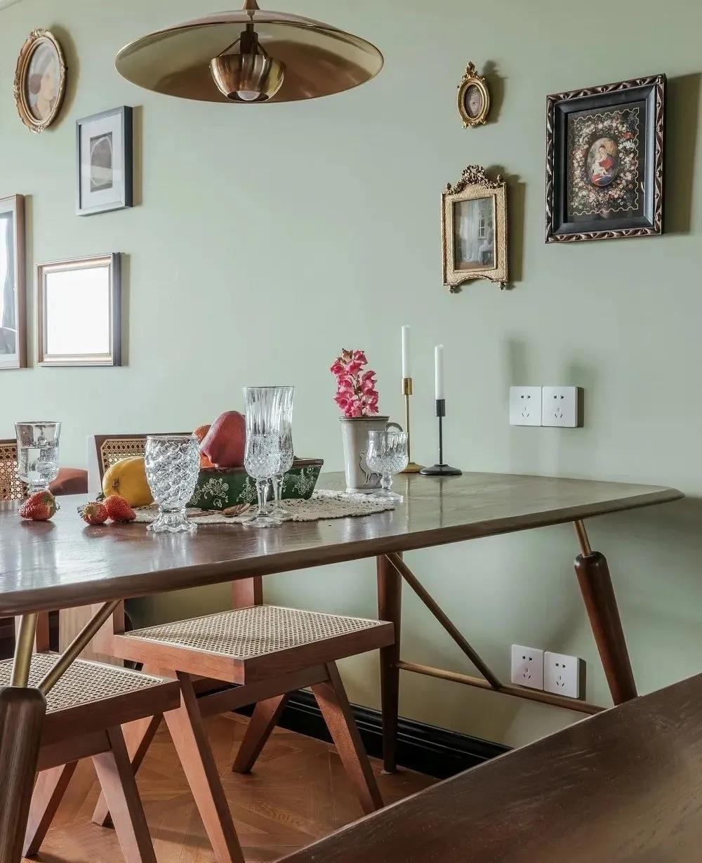 90后夫妻“高級定制”輕復(fù)古風(fēng)，才裝好就圈粉無數(shù)