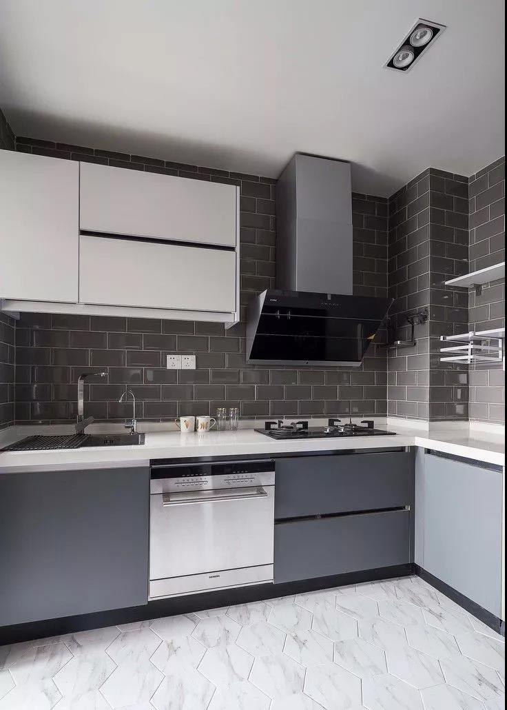 花10萬裝78㎡兩室一廳，意外成為小區人氣王！