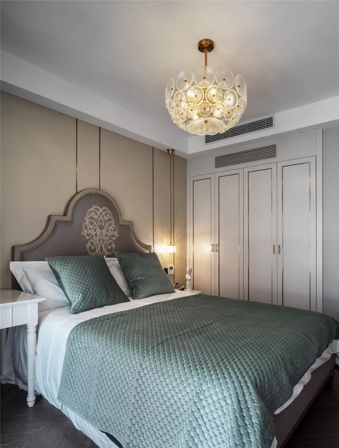 女兒送退休爸媽140㎡養(yǎng)老宅，鄰居都夸品味好