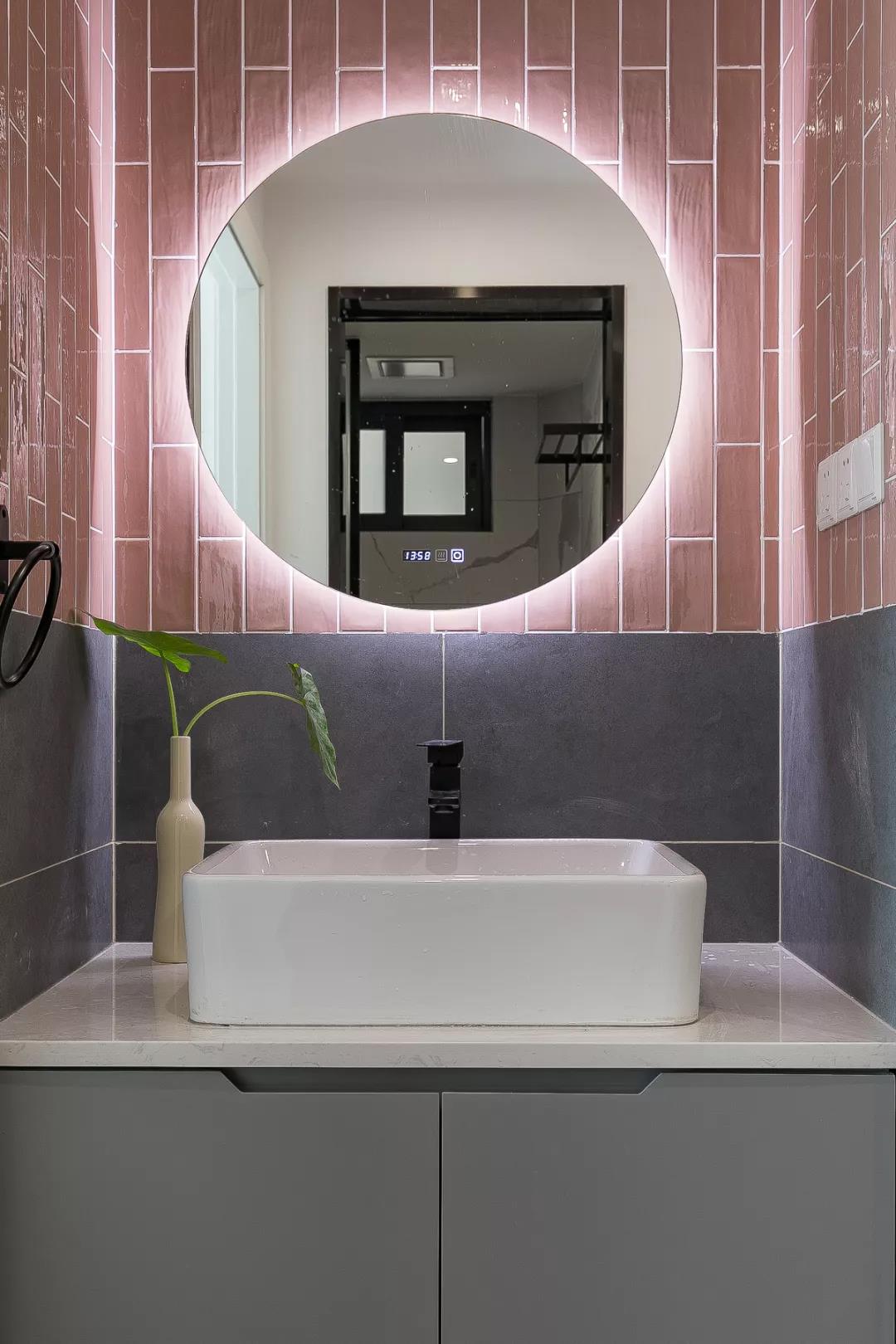 全屋收納+卡座+吧臺，我家72㎡小兩居又美又颯