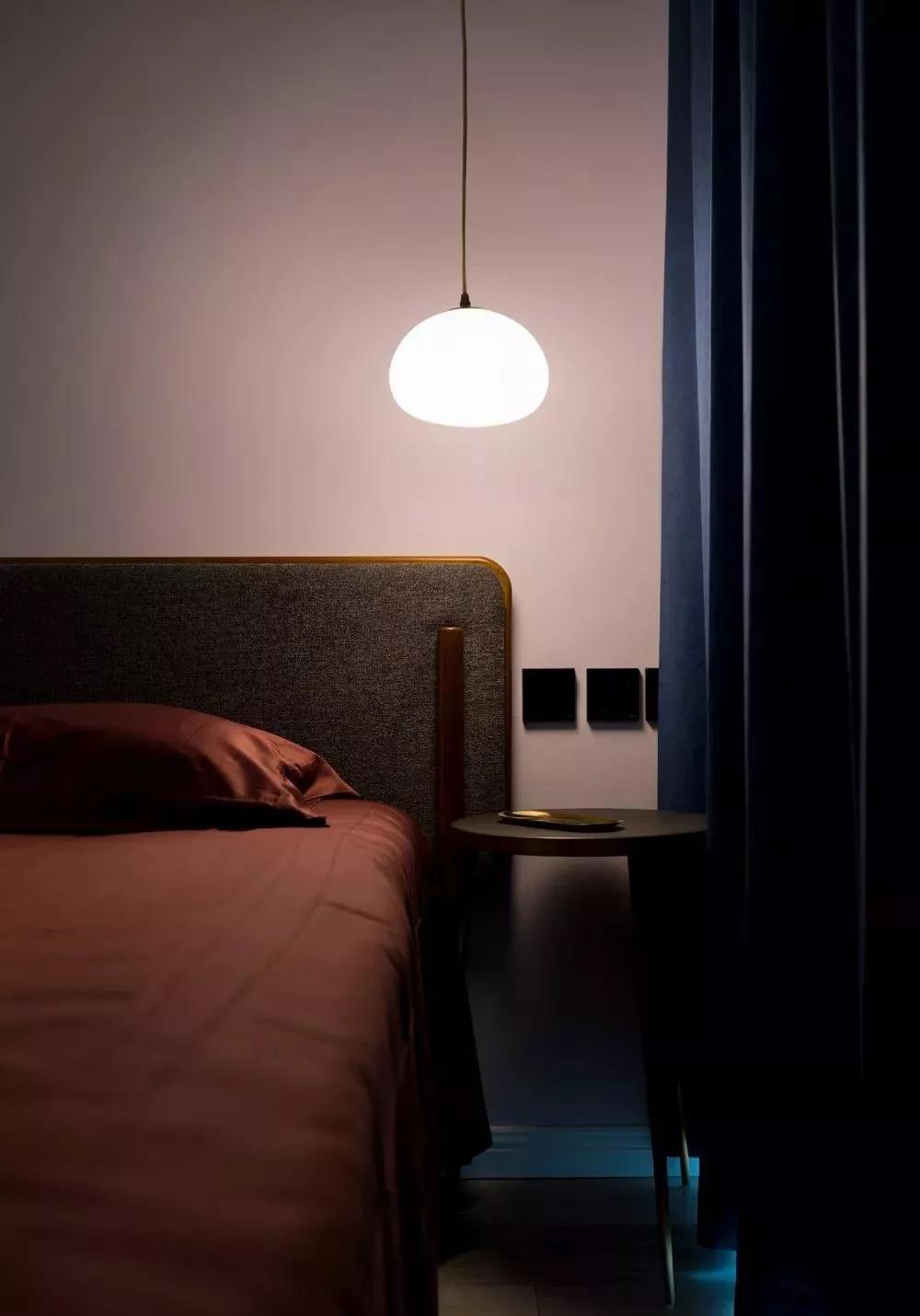 收納電視墻+超大衣帽間，這空間妙用術(shù)果斷收藏！