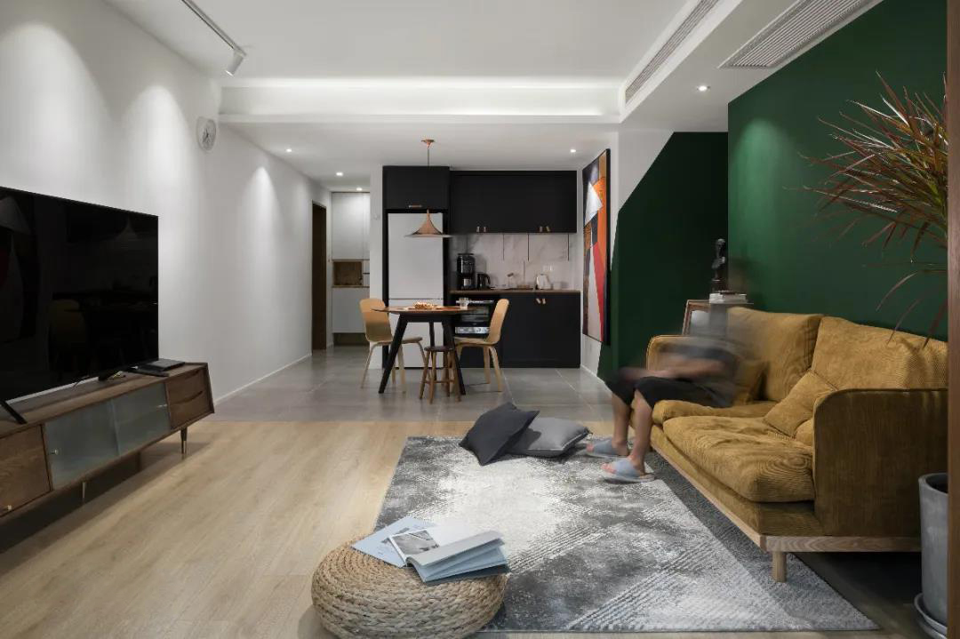 75㎡谷倉門廚房+休閑陽臺，這個家洋氣死了	