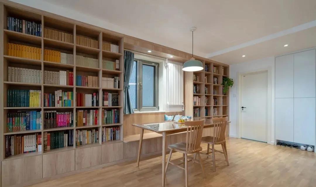 一家四口大容量日系小清新之家，把圖書(shū)館搬回家	