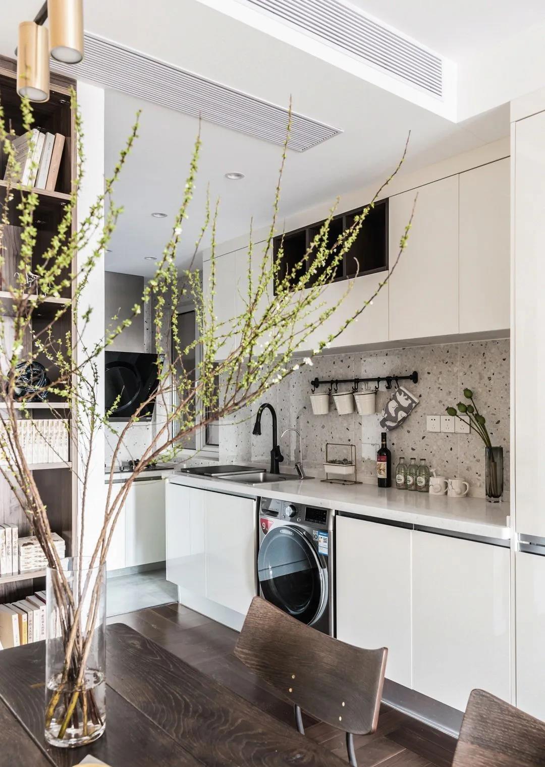 60㎡老破小改造，變身優(yōu)雅耐看的時髦公寓！