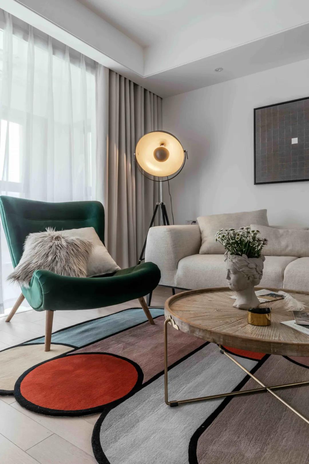 忍不住曬曬她家120㎡新房，全屋定制落地壁柜，超能裝！