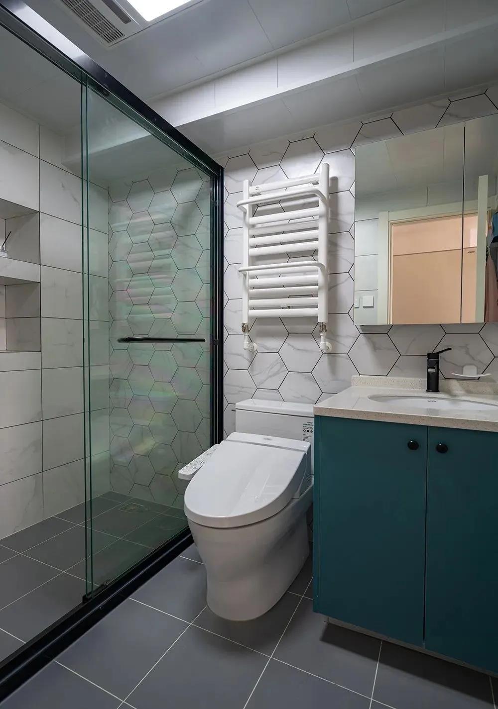 一家四口大容量日系小清新之家，把圖書(shū)館搬回家	