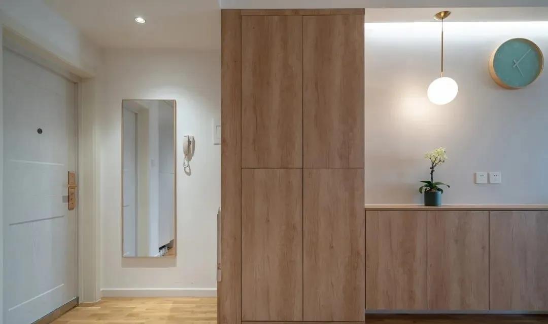 一家四口大容量日系小清新之家，把圖書(shū)館搬回家	