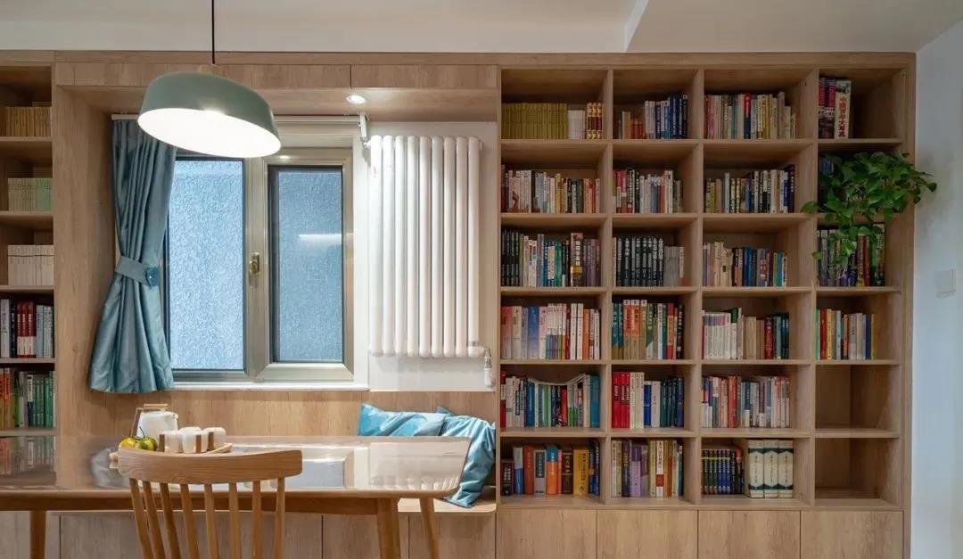 一家四口大容量日系小清新之家，把圖書(shū)館搬回家	