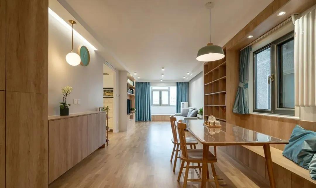 一家四口大容量日系小清新之家，把圖書(shū)館搬回家	