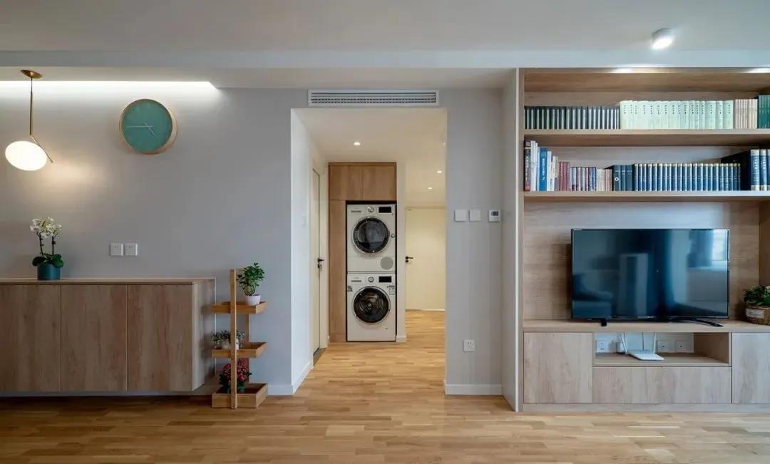 一家四口大容量日系小清新之家，把圖書(shū)館搬回家	