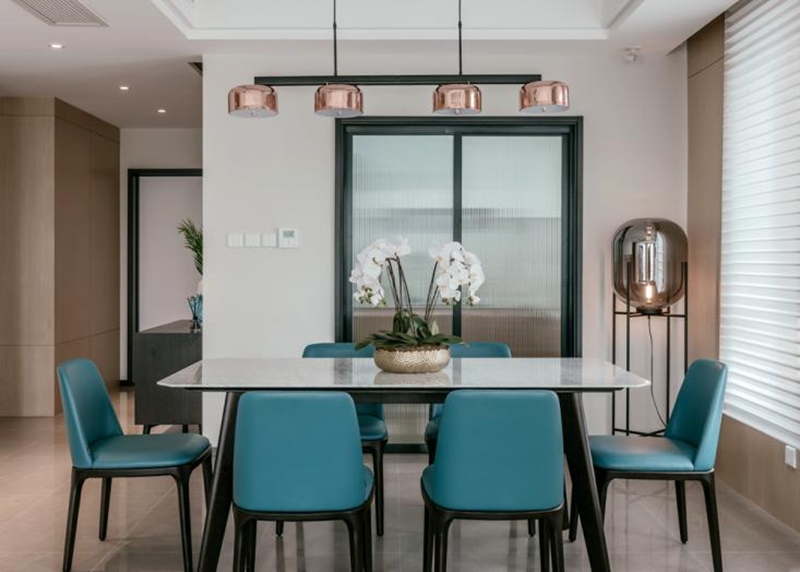 設計師花15萬爆改自己小家，裝出了別墅感